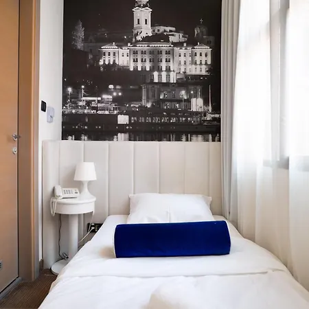 Passport Belgrade Hotel