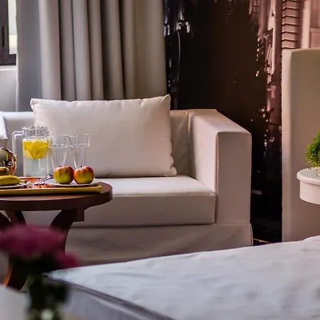 Passport Belgrade Hotel 4*