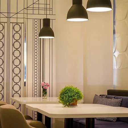 Passport Belgrade 4*